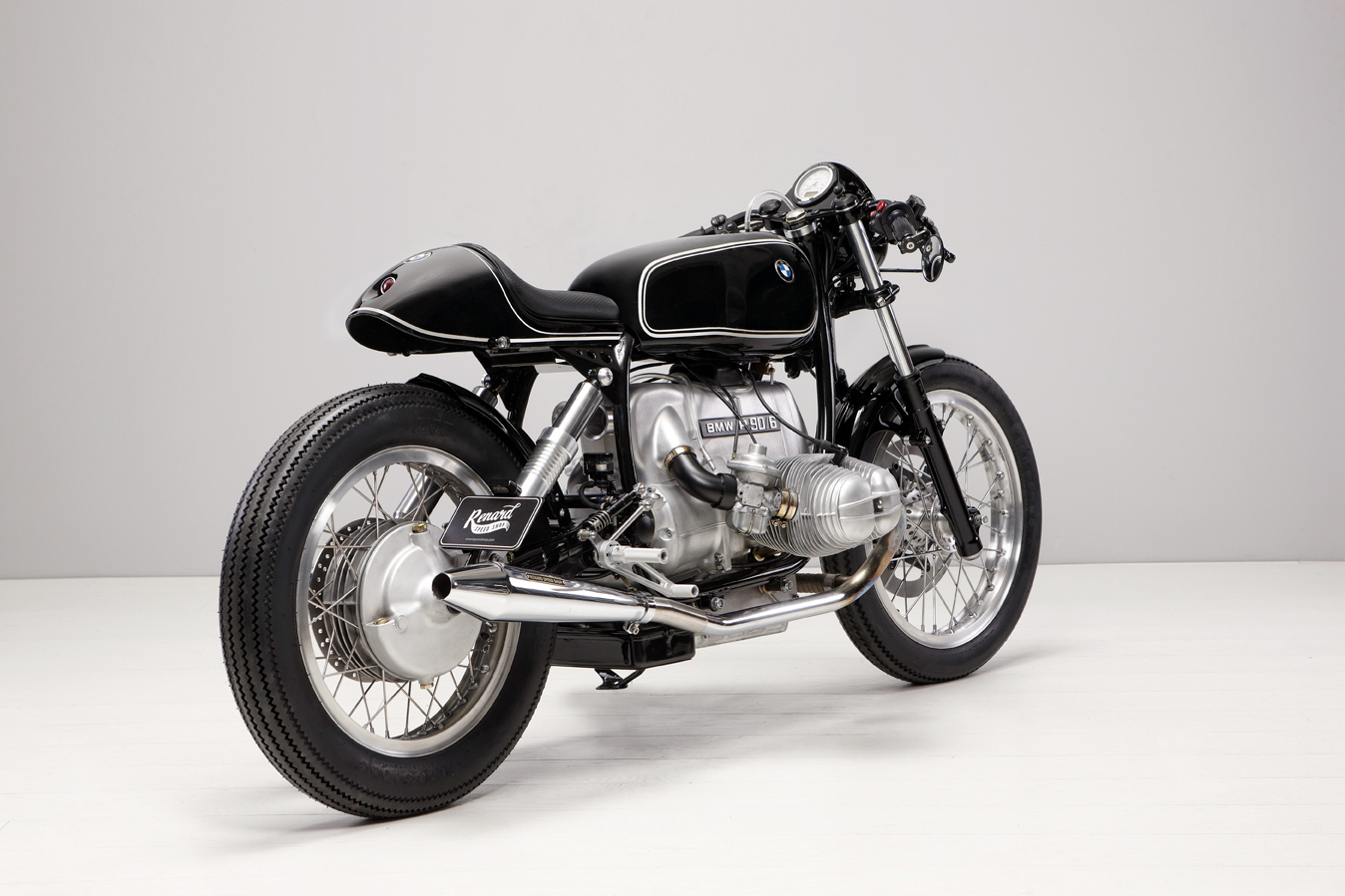 BMW R60 Factory Racer by Renard Speed Shop