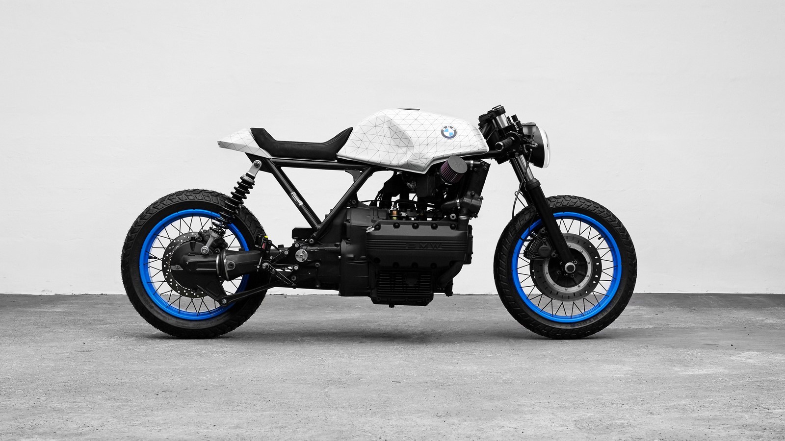 Bmw k100 deals cafe racer specs