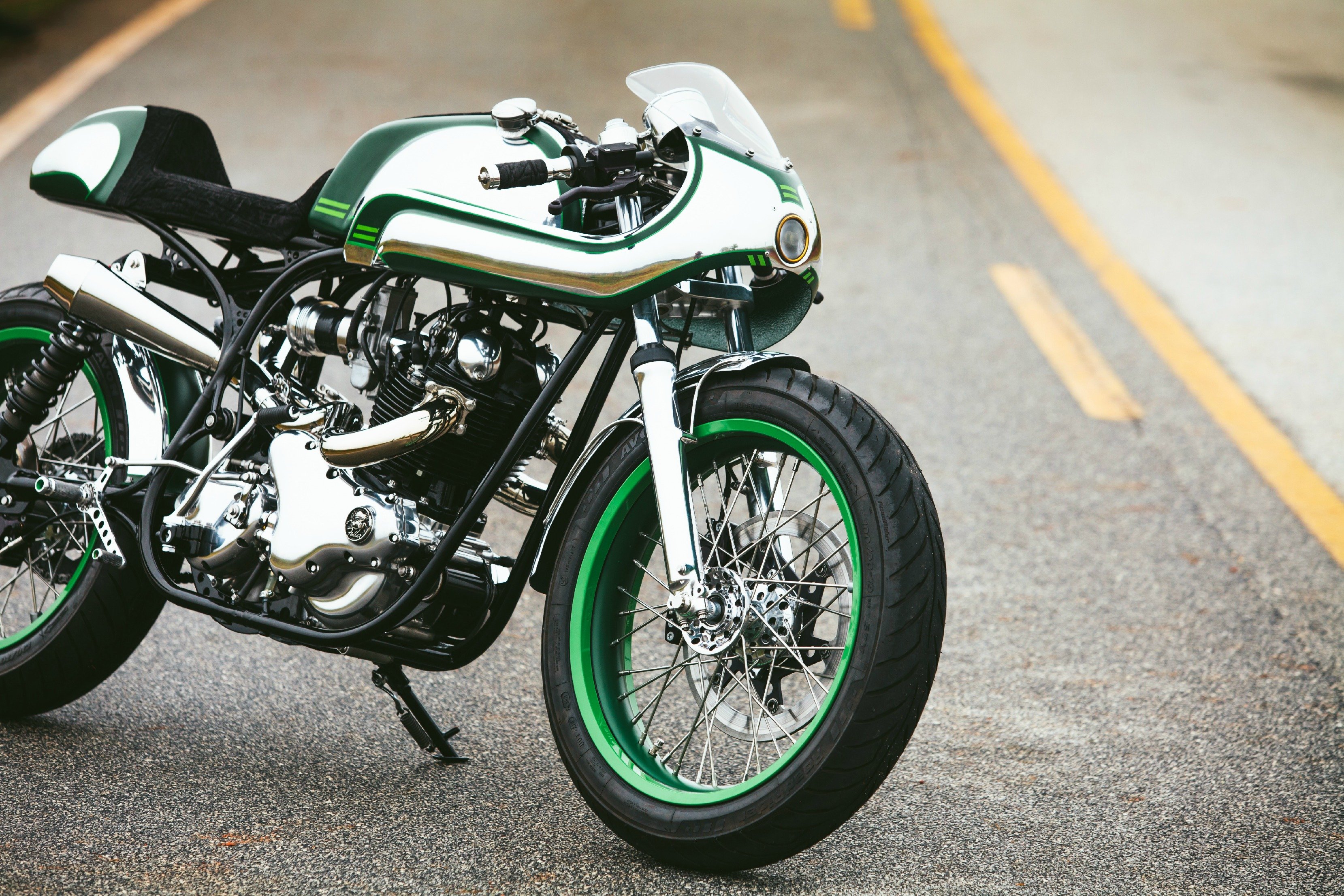 Norton Commando 750 "Misty Green" by Fuller Moto