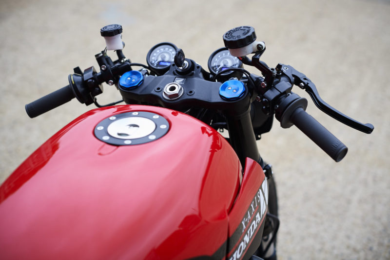 x axis honda cbx750
