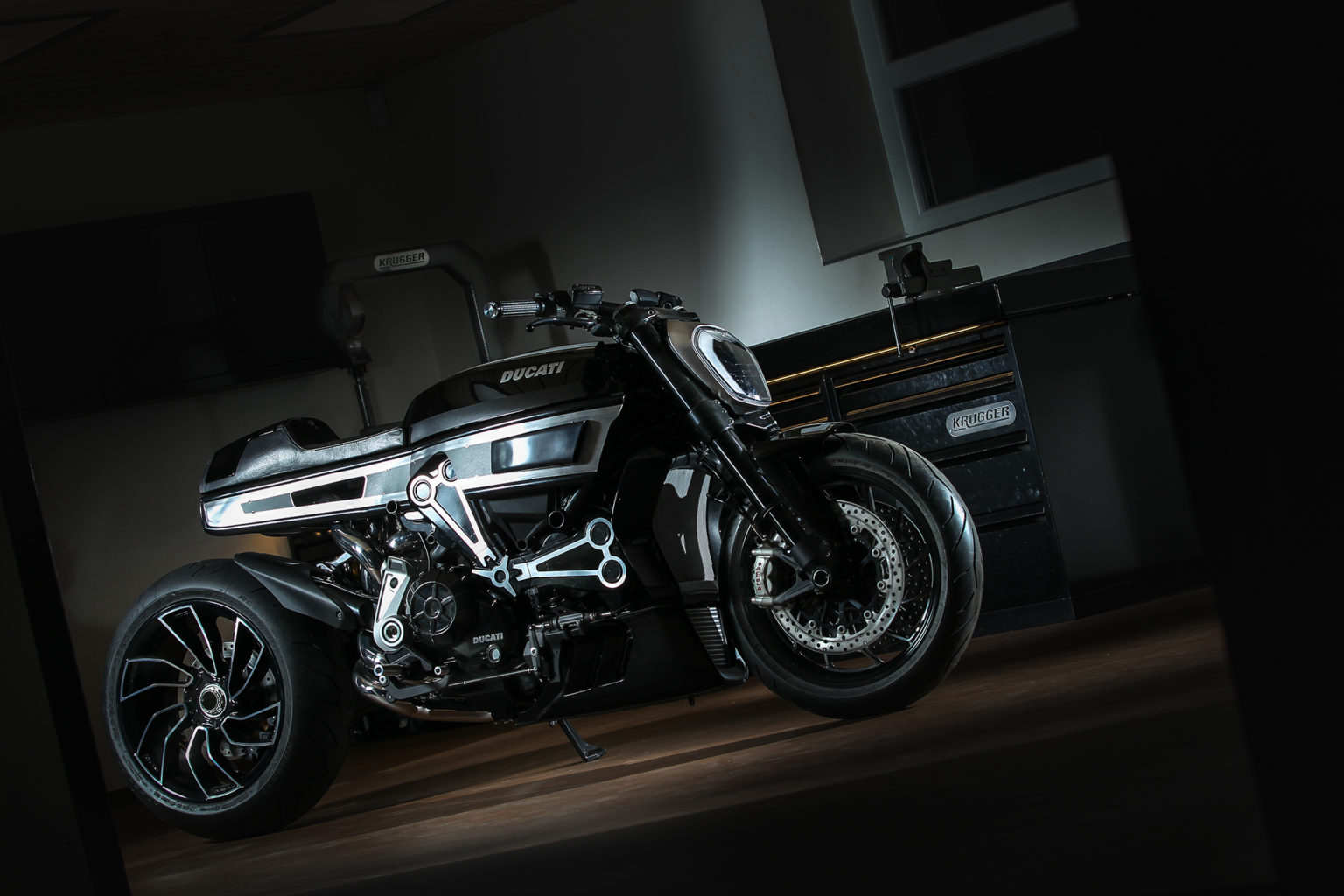 Ducati XDiavel by Fred Krugger