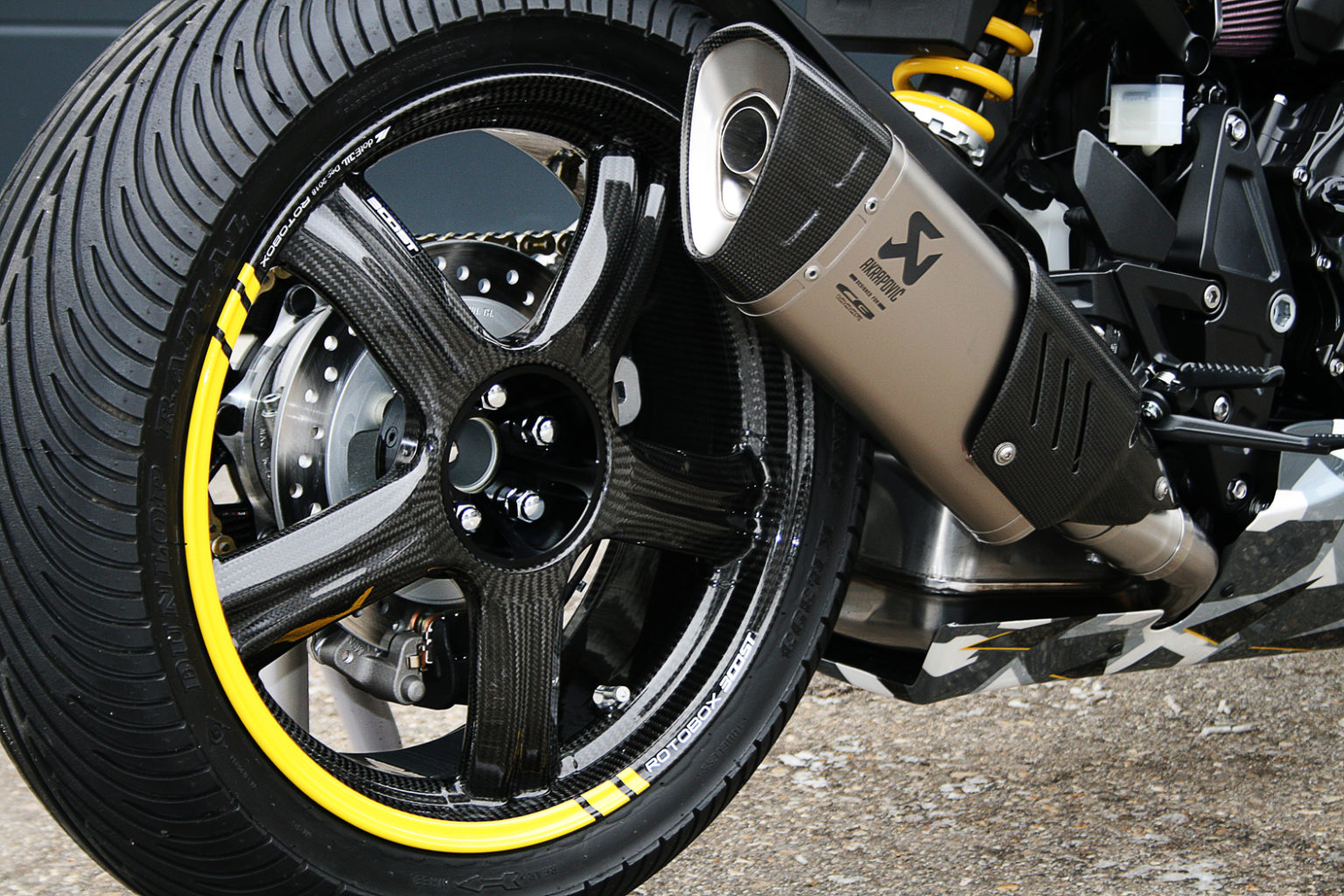 Honda CB1000R-adical by Gannet Design