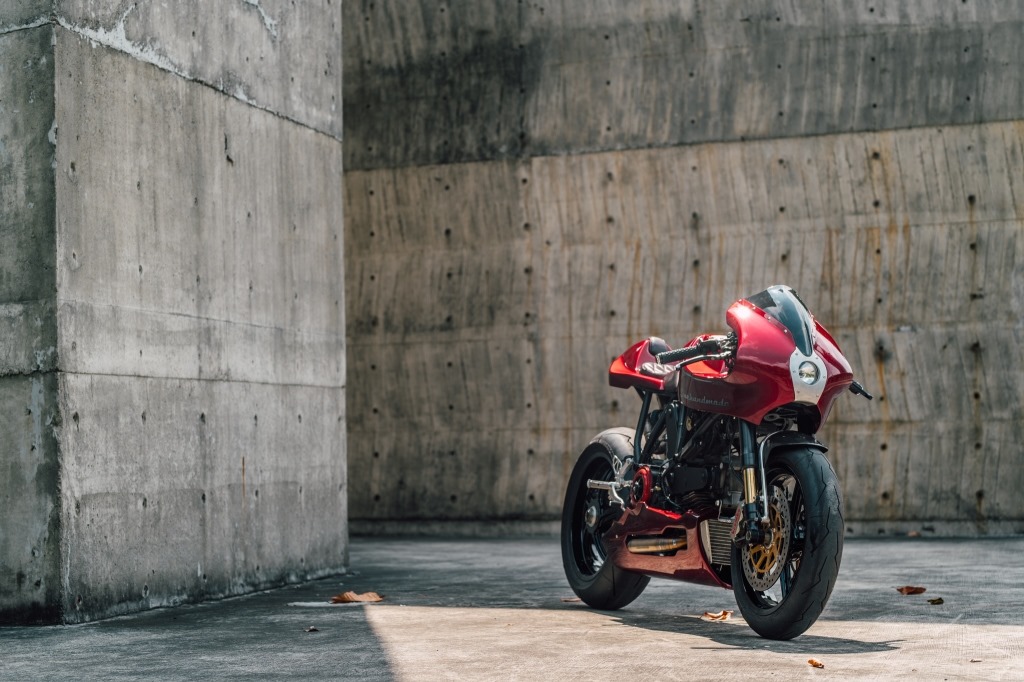 Ducati MH900e by Onehandmade