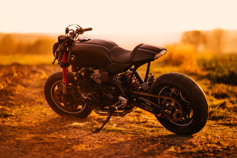 Honda CB750 "B'Old or New" Cafe Racer by M.O.M.